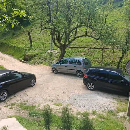 Pyramid Valley Chalet Visoko